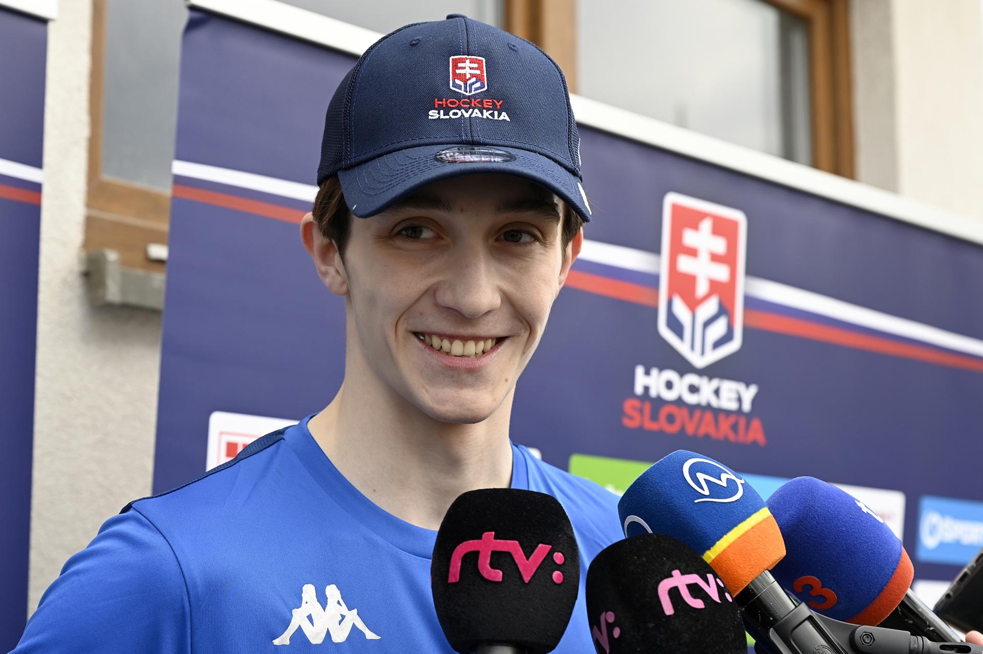 Útočník Honzek sa teší na nový ročník zámorskej profiligy: „Cítim sa výborne, vrátim sa ešte silnejší