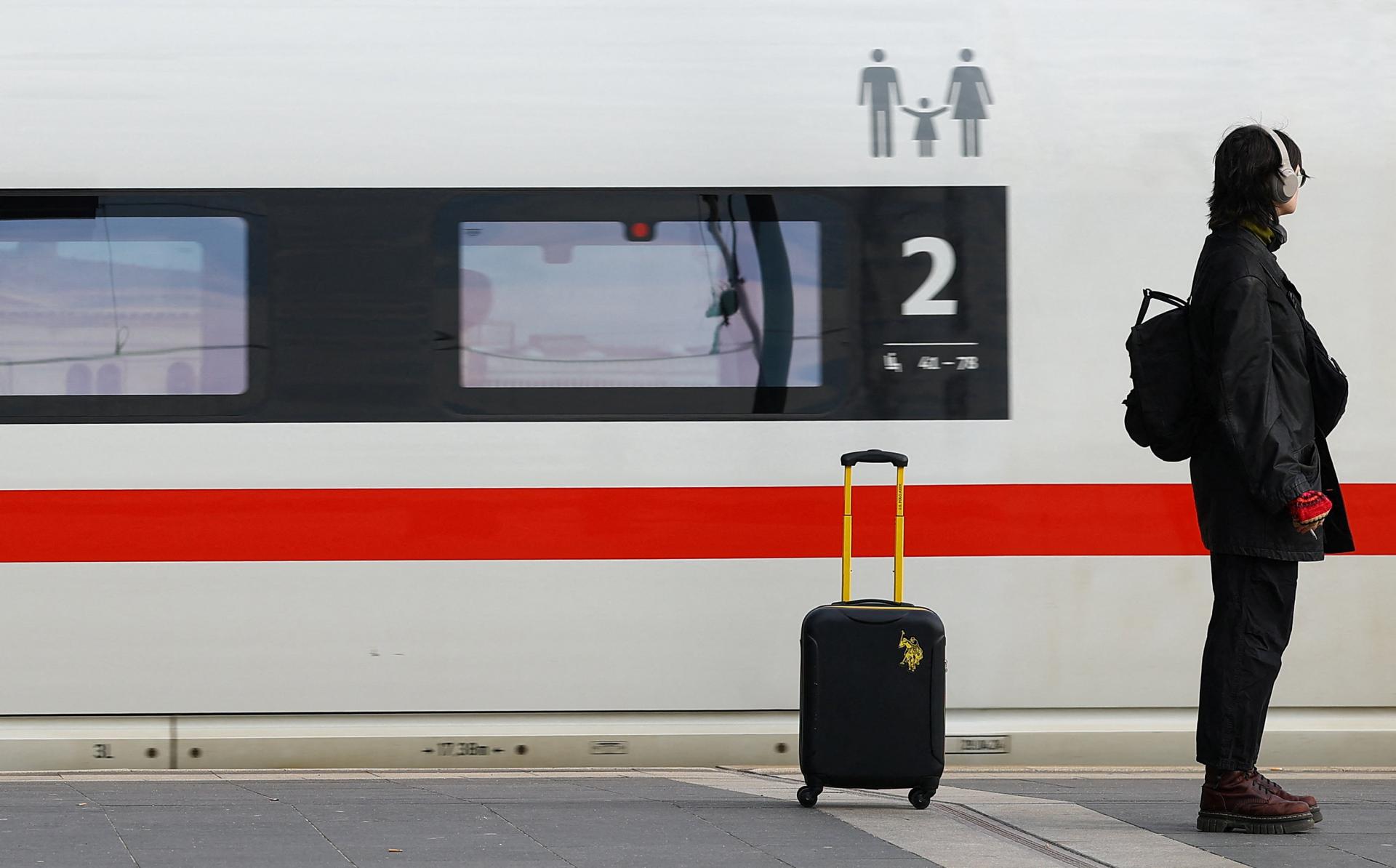 Deutsche Bahn investuje do renov&aacute;cie železničn&yacute;ch stan&iacute;c miliardy eur