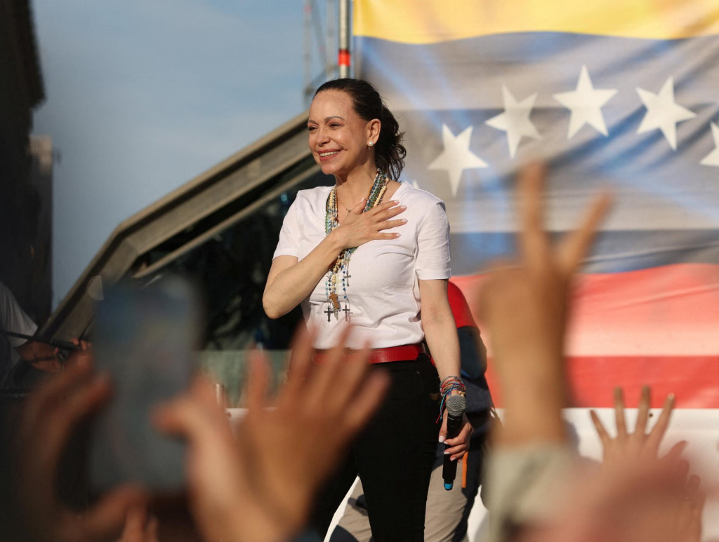 Venezuelsk&aacute; opozičn&aacute; l&iacute;derka Mar&iacute;a Corina Machadov&aacute; počas svojej n&aacute;v&scaron;tevy &Scaron;panielska. FOTO: Reuters