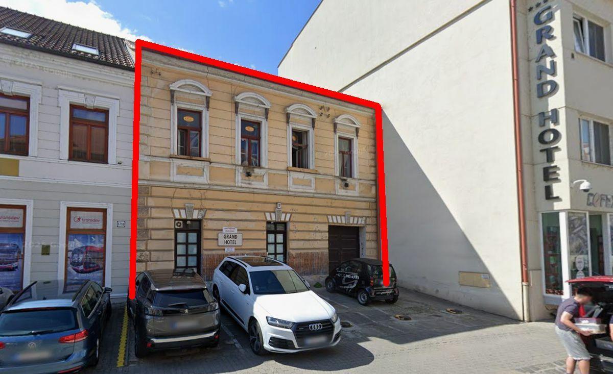 Majiteľ zbúranej kultúrnej pamiatky v Trenčíne musí postaviť jej repliku. Inak mu hrozí miliónová pokuta