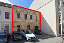 Vyznačen&uacute; budovu na Palack&eacute;ho ulici v Trenč&iacute;ne zb&uacute;rali v janu&aacute;ri 2026. FOTO: Maps Google