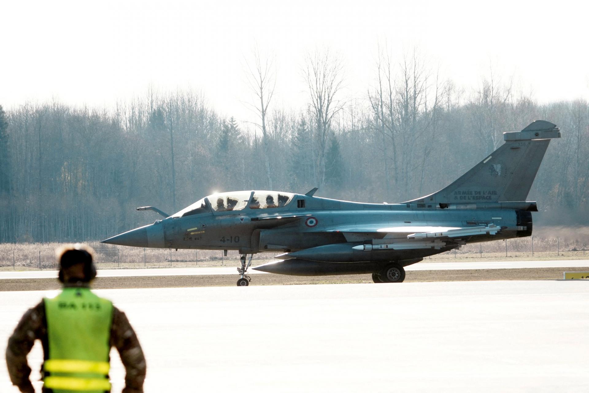 NATO sa chce v budúcnosti menej spoliehať na americké prieskumné lietadlá