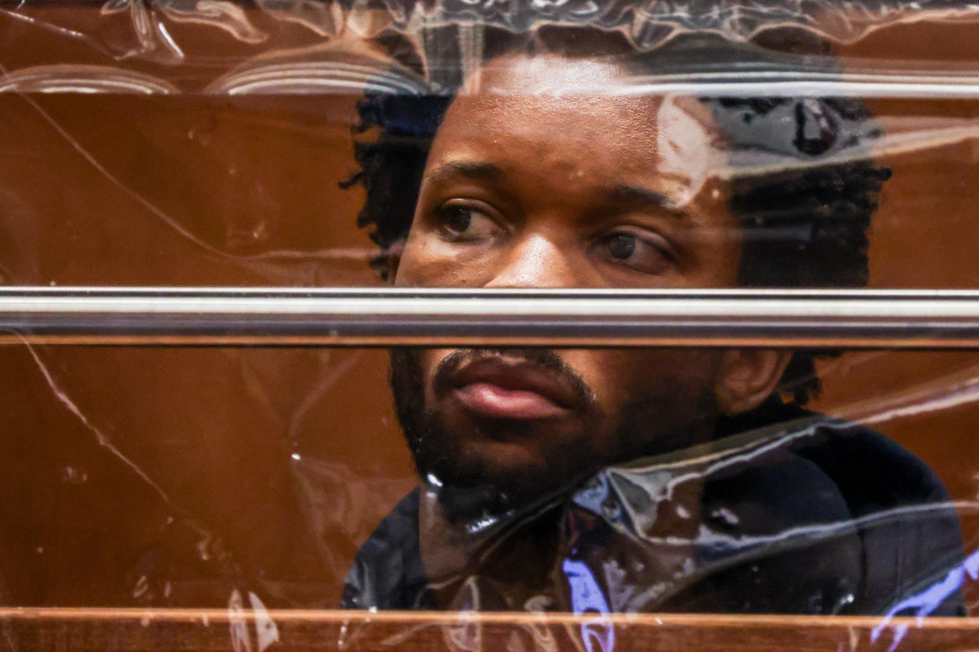 Lekári určili príčinu smrti dievčaťa, ktoré mal zavraždiť spevák D4vd