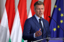 Bud&uacute;ci maďarsk&yacute; premi&eacute;r P&eacute;ter Magyar. FOTO: Reuters