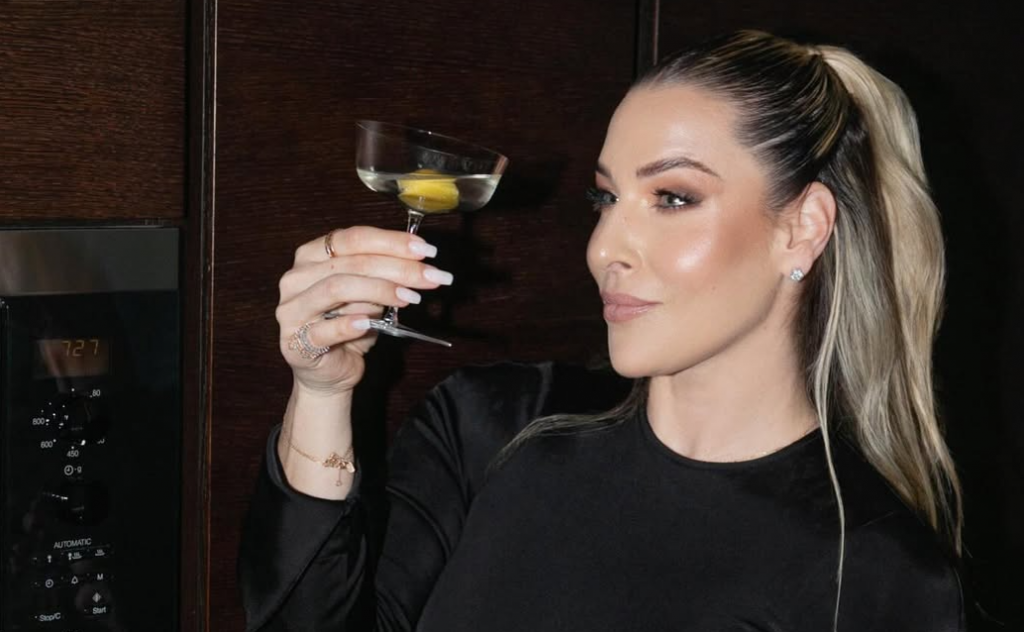 Cibulkov&aacute;, ktor&aacute; propaguje zdrav&yacute; životn&yacute; &scaron;t&yacute;l teraz rob&iacute; reklamu vodke.