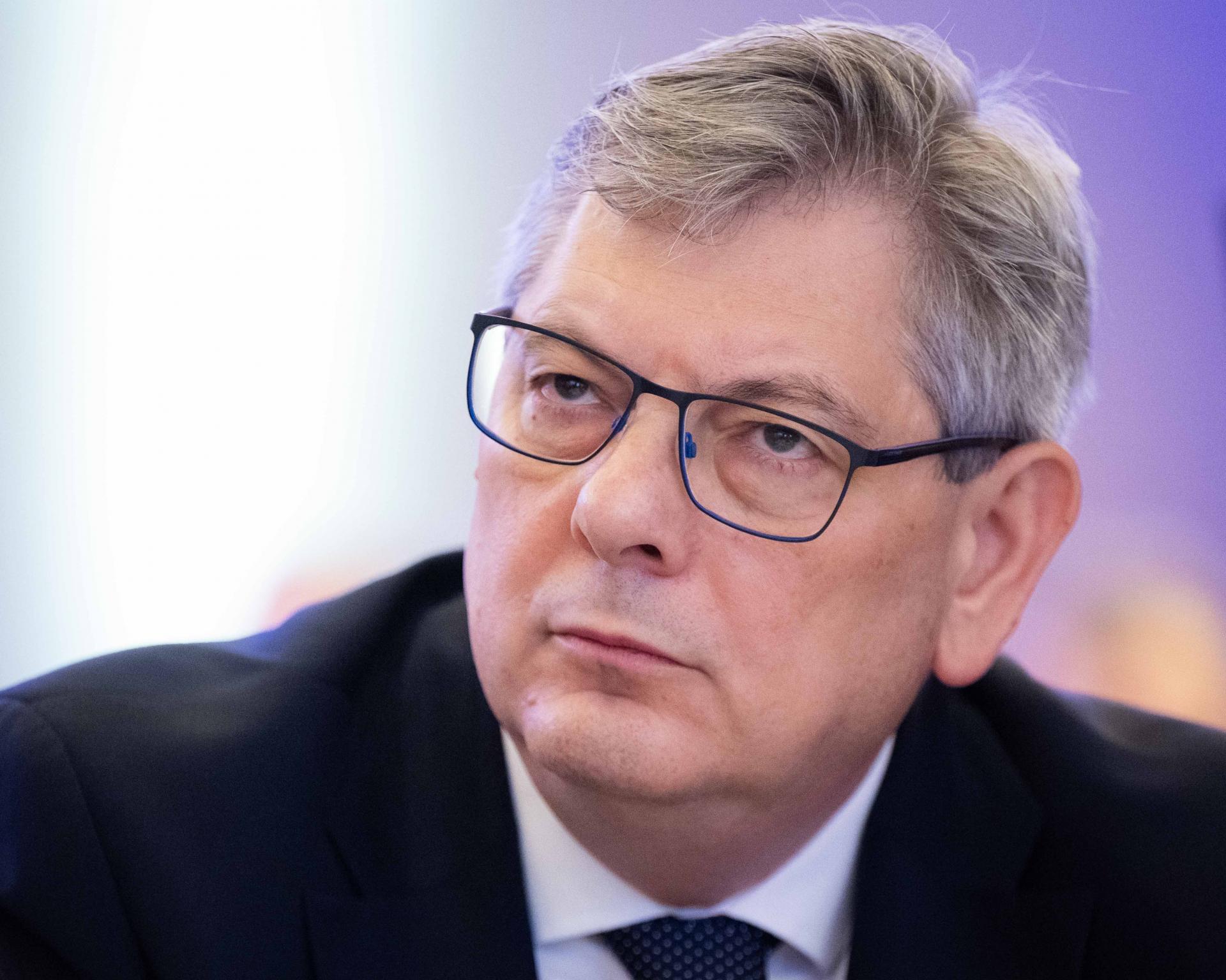 Rezort spravodlivosti re&scaron;pektuje rozhodnutie Najvy&scaron;&scaron;ieho spr&aacute;vneho s&uacute;du o Klimentovi, jeho vyjadrenia odmieta