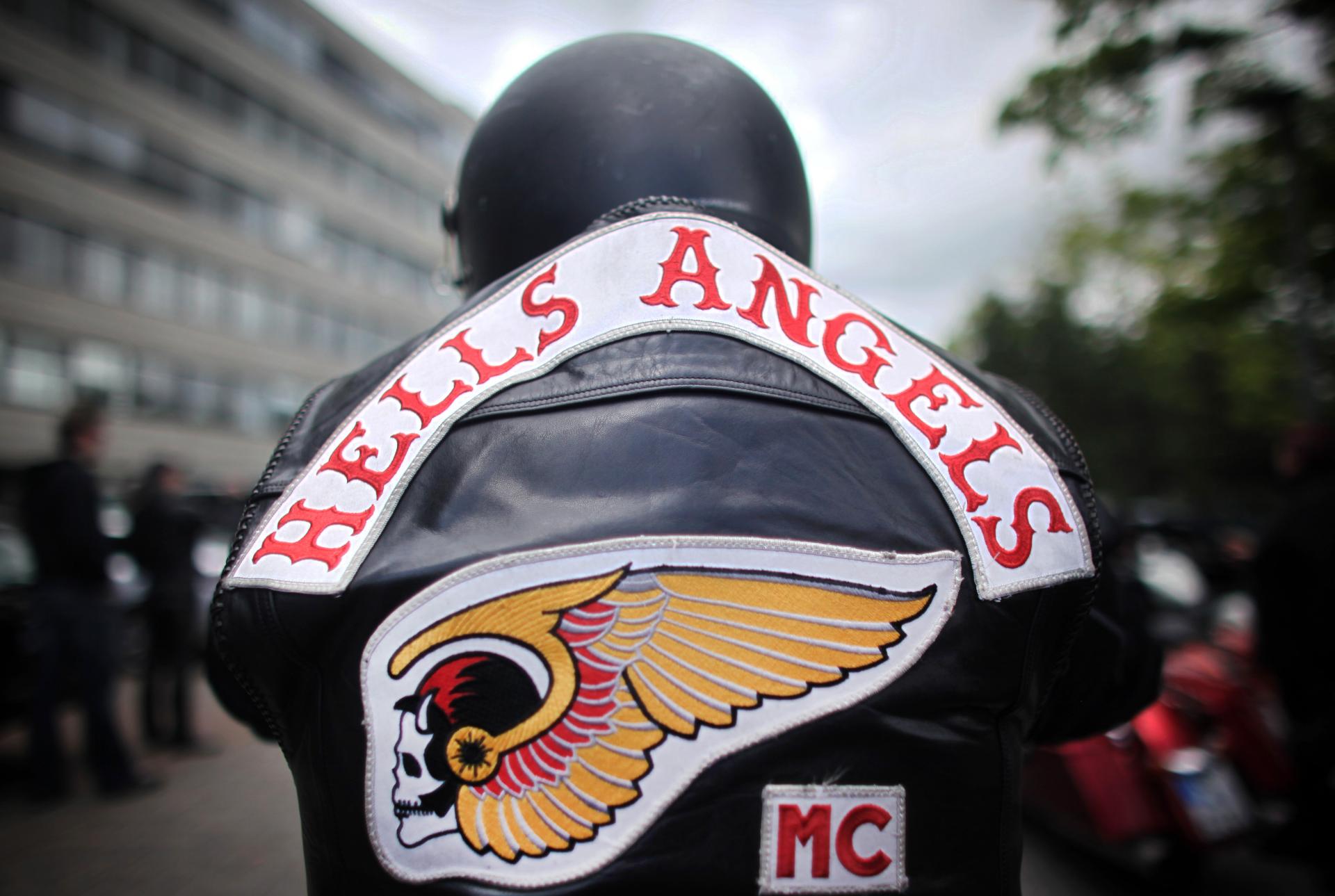 Nemeck&aacute; pol&iacute;cia vykon&aacute;va razie proti motork&aacute;rskemu klubu Hells Angels
