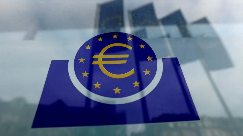 Eur&oacute;pska komisia uviedla, že od začiatku americko-izraelskej vojny s Ir&aacute;nom zaplatila E&Uacute; viac ako 20 mili&aacute;rd eur navy&scaron;e za fos&iacute;lne paliv&aacute;, ktor&eacute; spotreb&uacute;va. FOTO: REUTERS