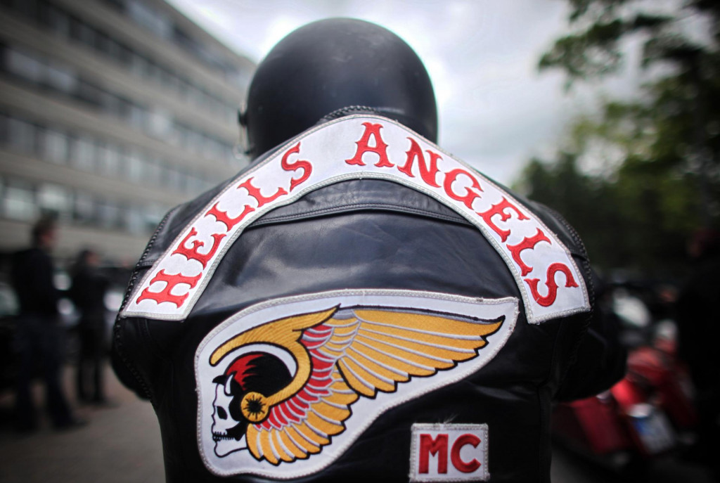 Na arch&iacute;vnej sn&iacute;mke člen motork&aacute;rskemu klubu Hells Angels. FOTO: TASR/DPA
