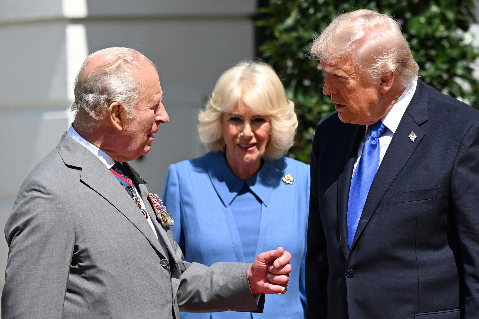 Trump ruší po návšteve kráľa Karola III. clá na škótsku whisky