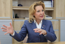 Shelli Brunswick sa pohybuje v oblasti glob&aacute;lneho vesm&iacute;rneho ekosyst&eacute;mu už viac ako tri dek&aacute;dy. FOTO: HN /Peter Mayer