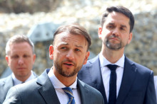N&aacute; sn&iacute;mke minister vn&uacute;tra Mat&uacute;&scaron; &Scaron;utaj E&scaron;tok. FOTO: TASR/J&aacute;n Kro&scaron;l&aacute;k