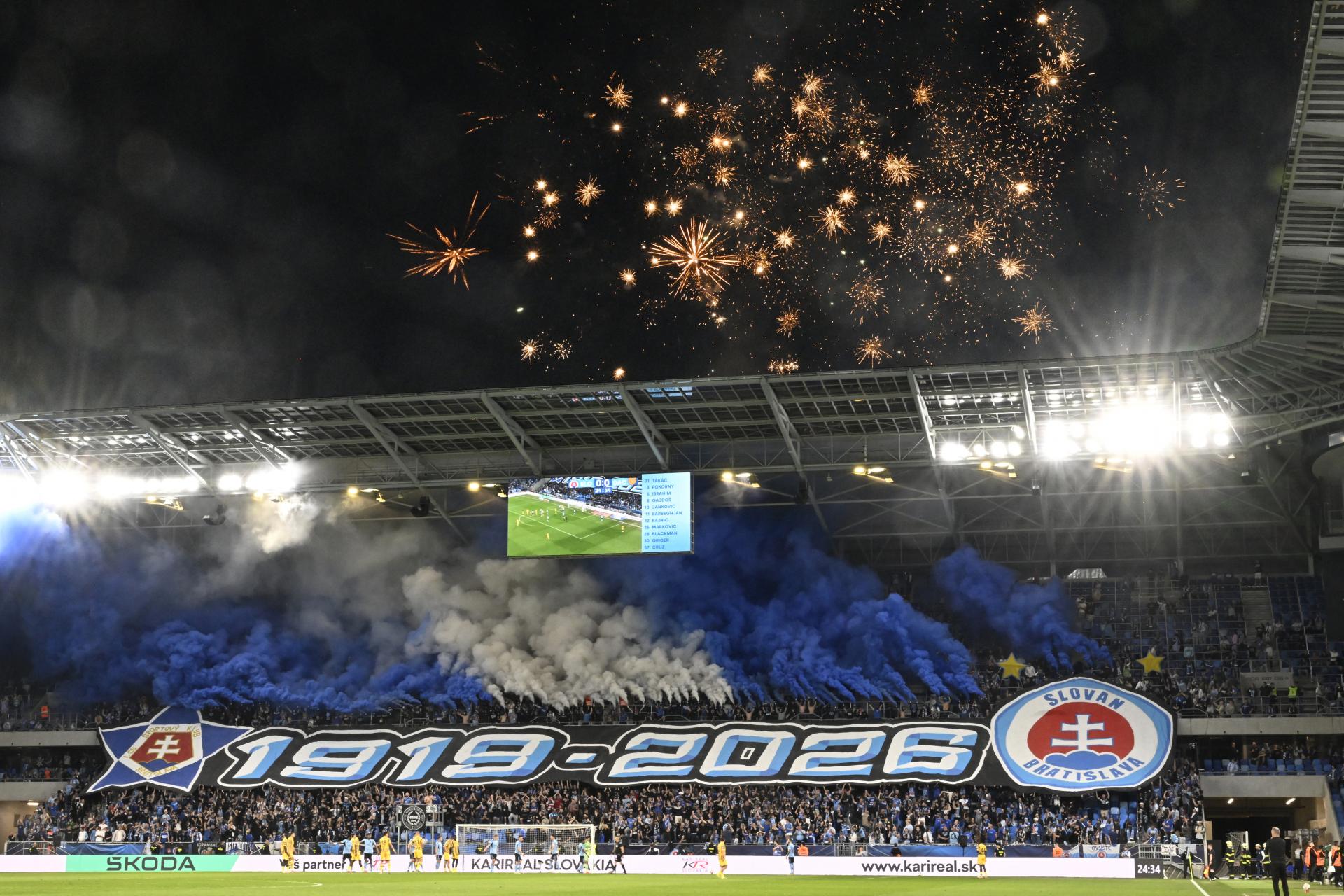 Slovan m&aacute; &scaron;estn&aacute;sty titul, triumf spečatila v&yacute;hra nad Dunajskou Stredou