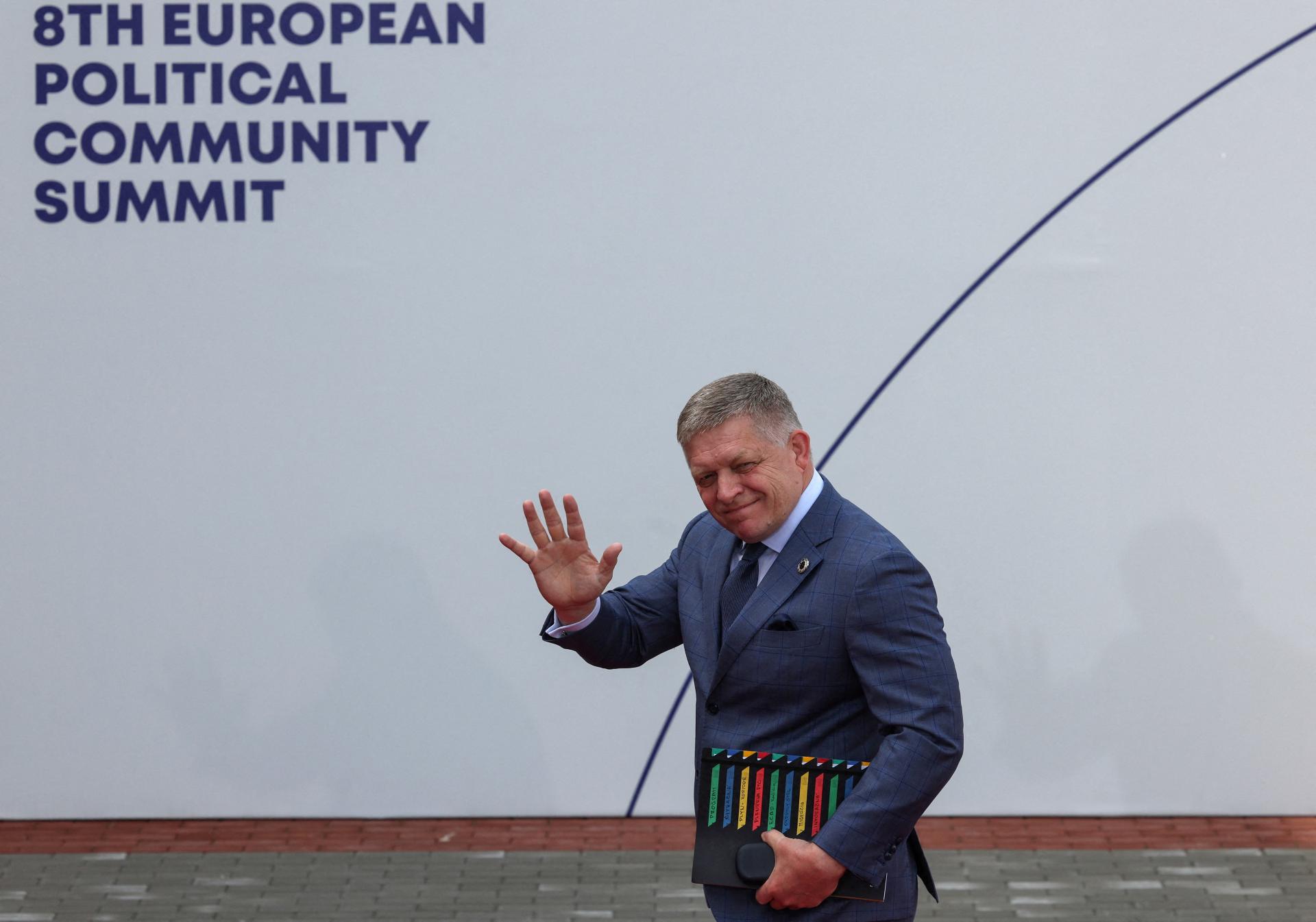Fico chce spoločné rokovanie vlád Ukrajiny a Slovenska v Bratislave, mohlo by byť do konca júna