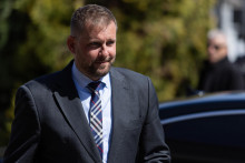 Na sn&iacute;mke minister zdravotn&iacute;ctva Kamil &Scaron;a&scaron;ko (Hlas-SD). FOTO: TASR/Daniel Stehl&iacute;k