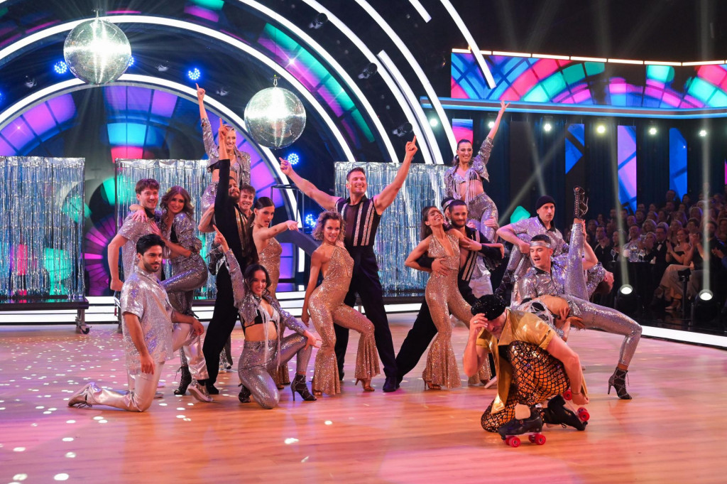 Let&acute;s Dance