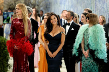Met Gala - ak nie ste osobne pozvan&iacute; b&yacute;valou &scaron;&eacute;fredaktorkou Vogue - je poriadne drah&aacute; z&aacute;ležitosť.
