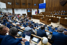 N&aacute;vrh m&aacute; podľa predkladateľa posilniť efekt&iacute;vny v&yacute;ber dane pri plneniach, pri ktor&yacute;ch kombin&aacute;cia obchodn&eacute;ho modelu, r&yacute;chlosti reťazenia a n&iacute;zkych logistick&yacute;ch bari&eacute;r vytv&aacute;ra nadpriemern&yacute; rizikov&yacute; profil. FOTO: TASR/Jakub Kotian