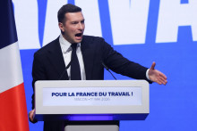 Jordan Bardella, predseda franc&uacute;zskej krajne pravicovej politickej strany N&aacute;rodn&eacute; združenie. FOTO: Reuters