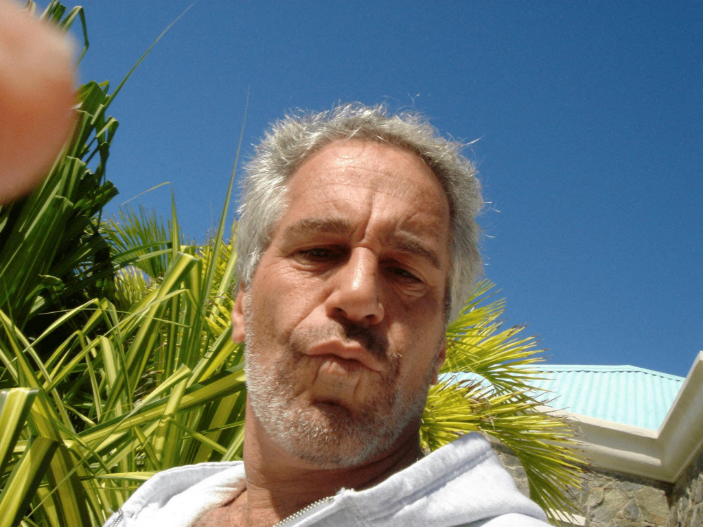 Neboh&yacute; sexu&aacute;lny delikvent Jeffrey Epstein. FOTO: REUTERS