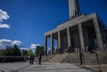 Pam&auml;tn&iacute;k Slav&iacute;n. FOTO: TASR/Jaroslav Nov&aacute;k