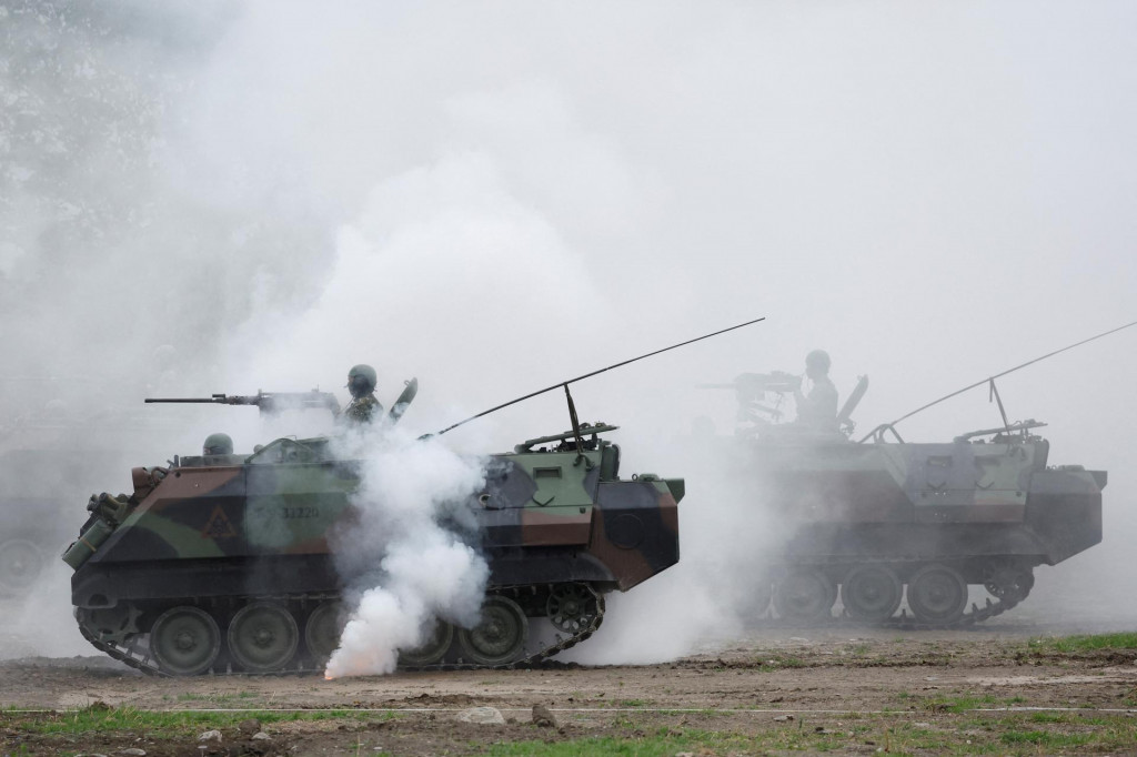 Taiwan v uplynulom desaťroč&iacute; vynaložil miliardy dol&aacute;rov na moderniz&aacute;ciu svojej arm&aacute;dy. FOTO: REUTERS