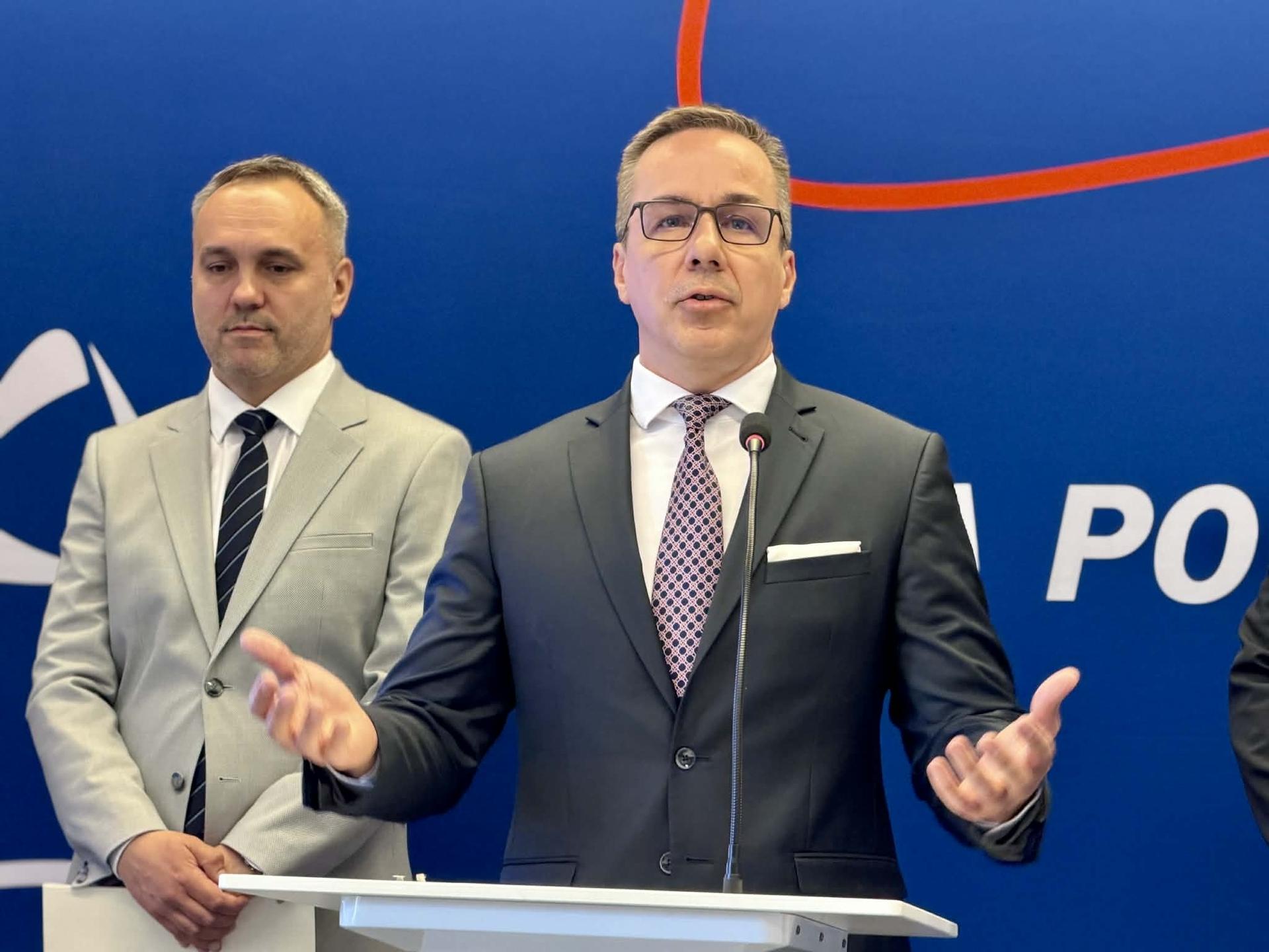 Minimálne odvody do druhého piliera by mali byť v ústave, vyhlásil Tomáš. Trináste dôchodky sa meniť nebudú