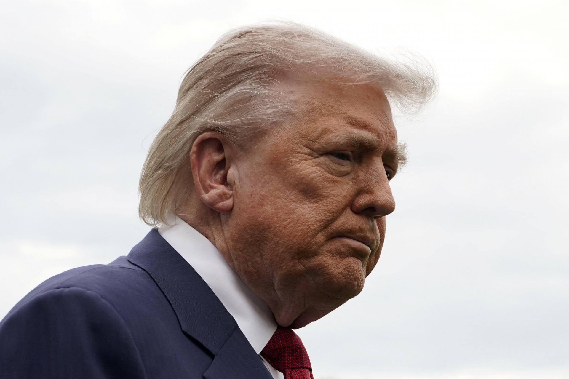 Irán sa Spojenými štátmi zahráva už 47 rokov, vyhlásil Trump