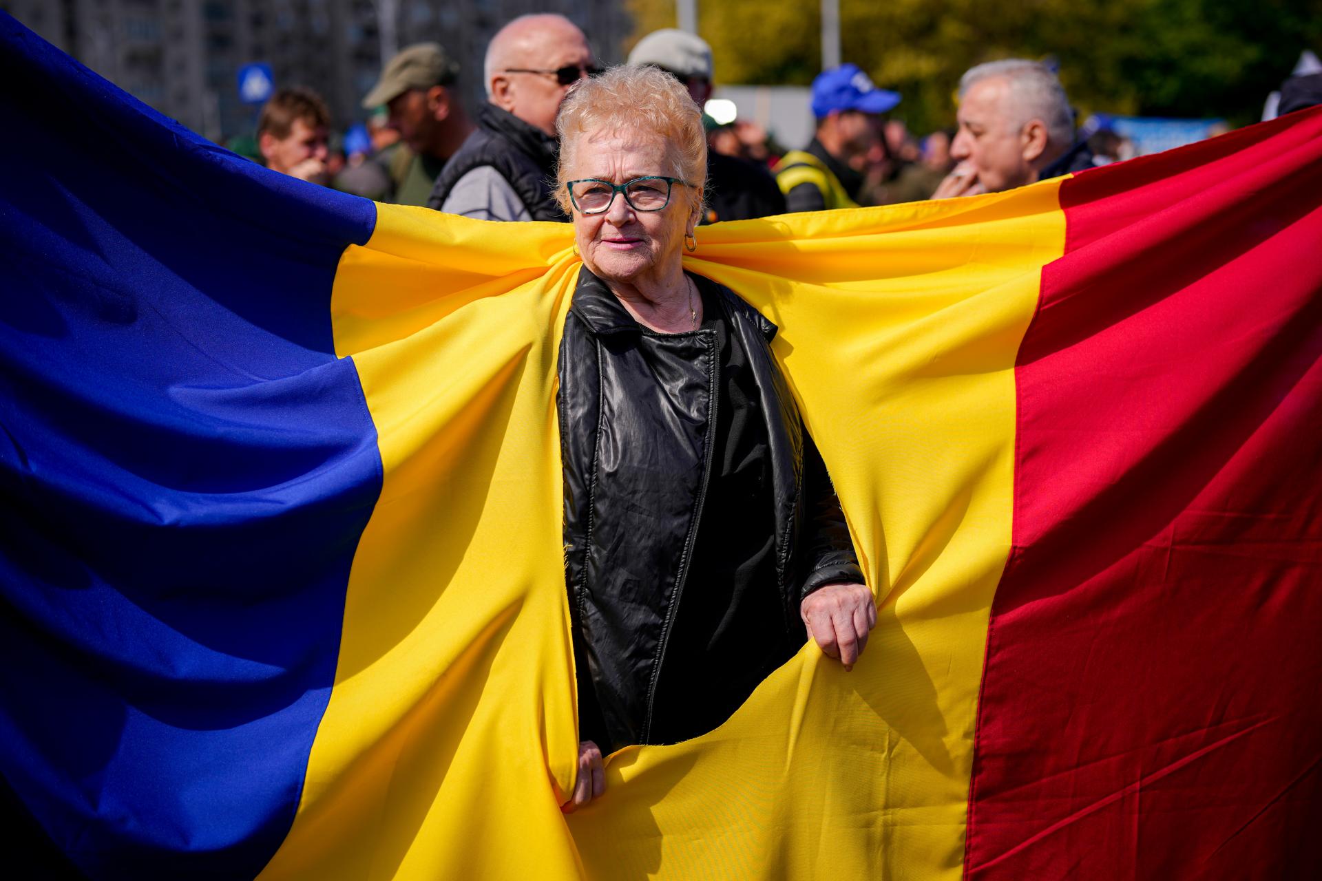 Rumunská trhlina: Nová paralýza v Bukurešti opäť testuje odolnosť Európy
