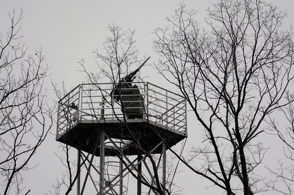 Robotick&aacute; vojna sa už začala. Automatick&yacute; syst&eacute;m ukrajinskej protivzdu&scaron;nej obrany pre zostreľovanie rusk&yacute;ch dronov. FOTO: Reuters
