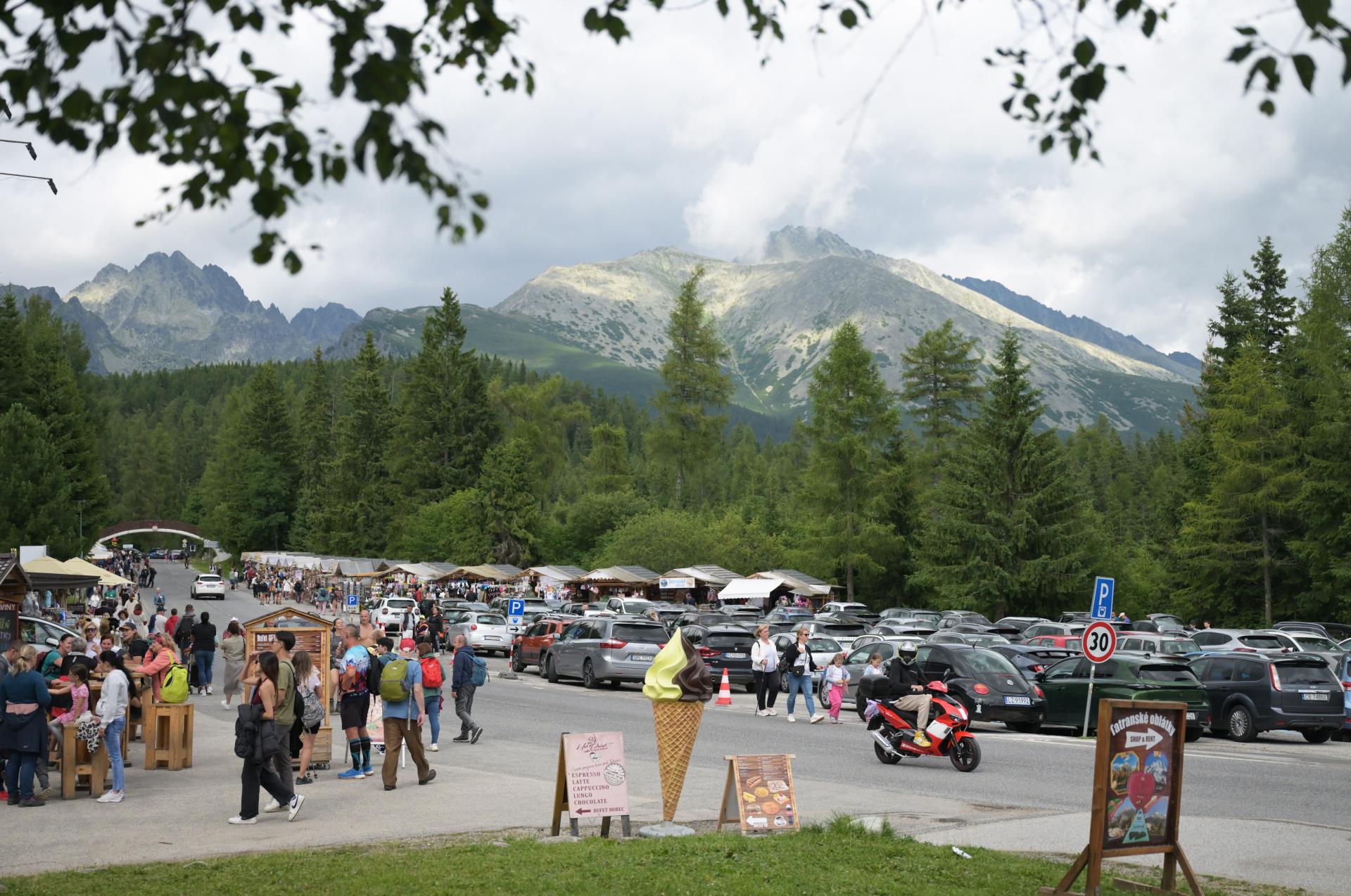 Slovensko láka čoraz viac turistov. Zahraniční hostia lámu rekordy, marcovým štatistikám kraľovali Česi