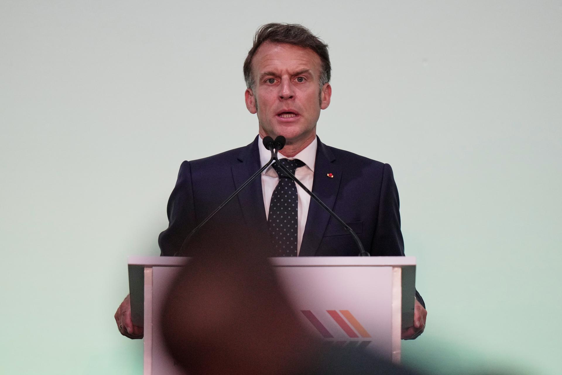 Franc&uacute;zka nakazen&aacute; hantav&iacute;rusom je na JIS. Situ&aacute;cia je pod kontrolou, ubezpečuje Macron