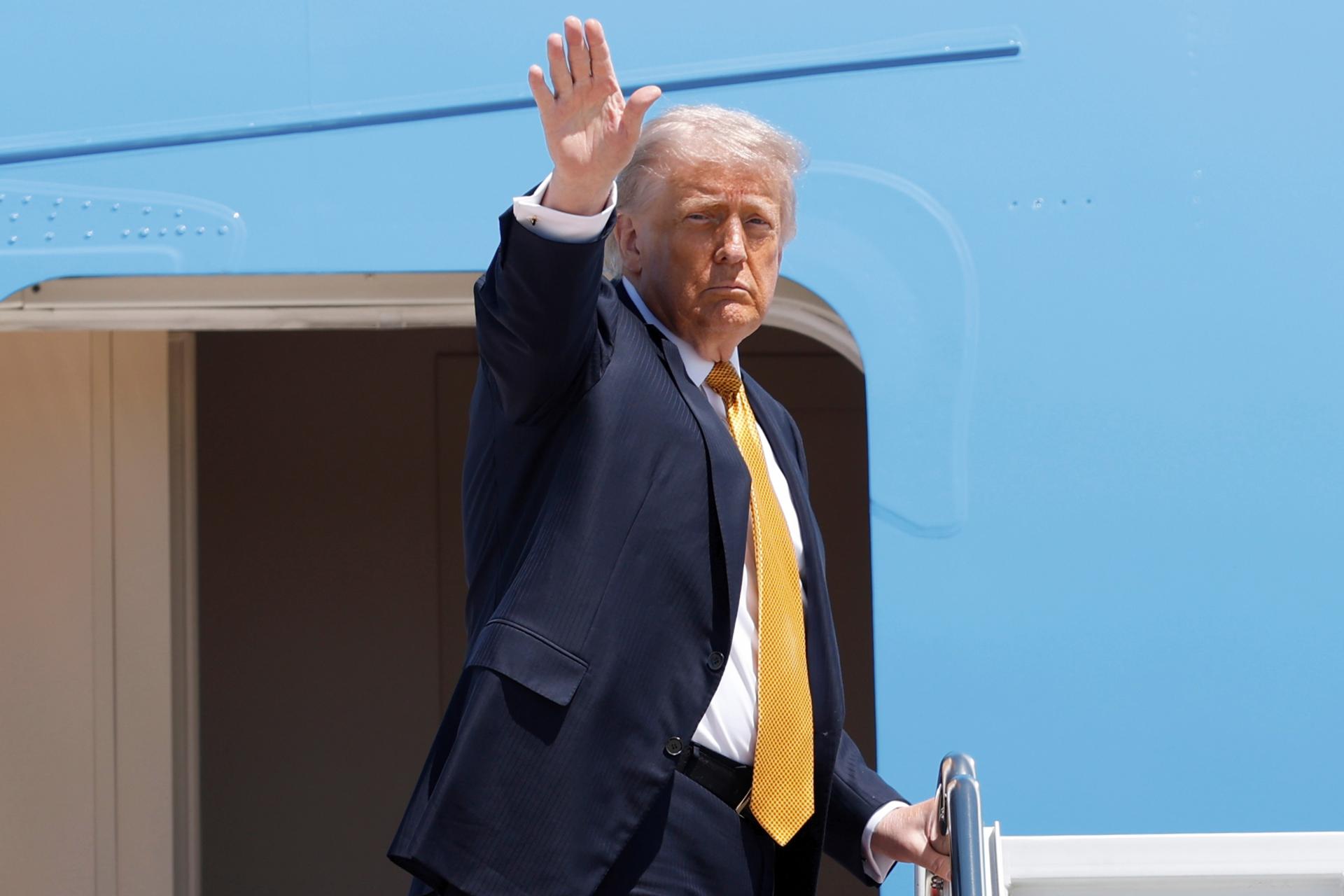 Trump v Číne vyzve Si Ťin-pchinga, aby „otvoril“ svoju krajinu. Označil ho za lídra „mimoriadnej výnimočnosti“