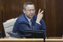 Na sn&iacute;mke minister financi&iacute; Ladislav Kamenick&yacute;. FOTO: TASR/M. Baumann