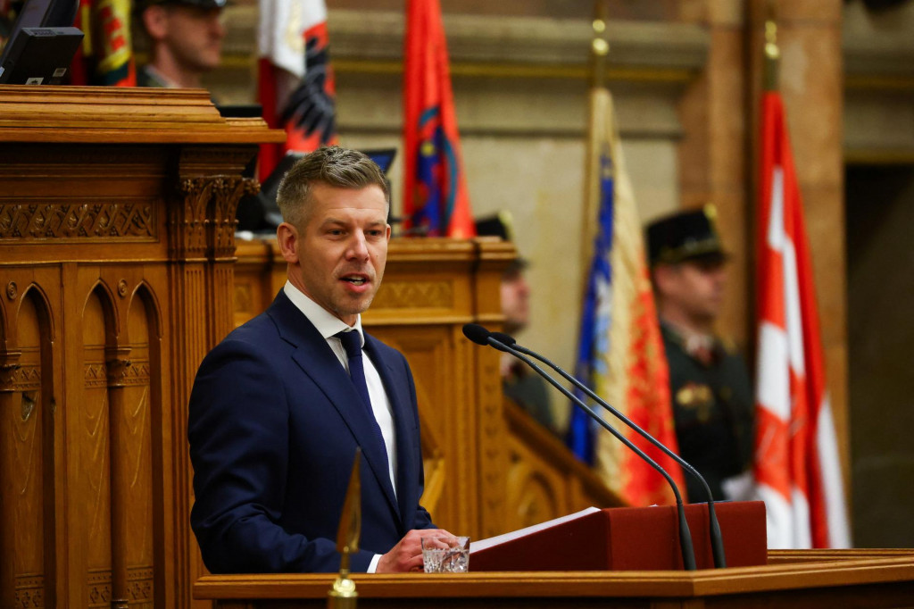 Predseda novej maďarskej vl&aacute;dy P&eacute;ter Magyar. FOTO: Reuters