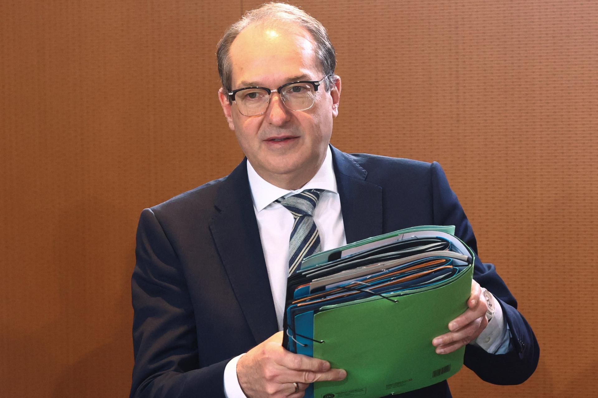 Nemecko potichu prehlbuje spoluprácu s Talibanom, vláda sa riadi návrhom AfD