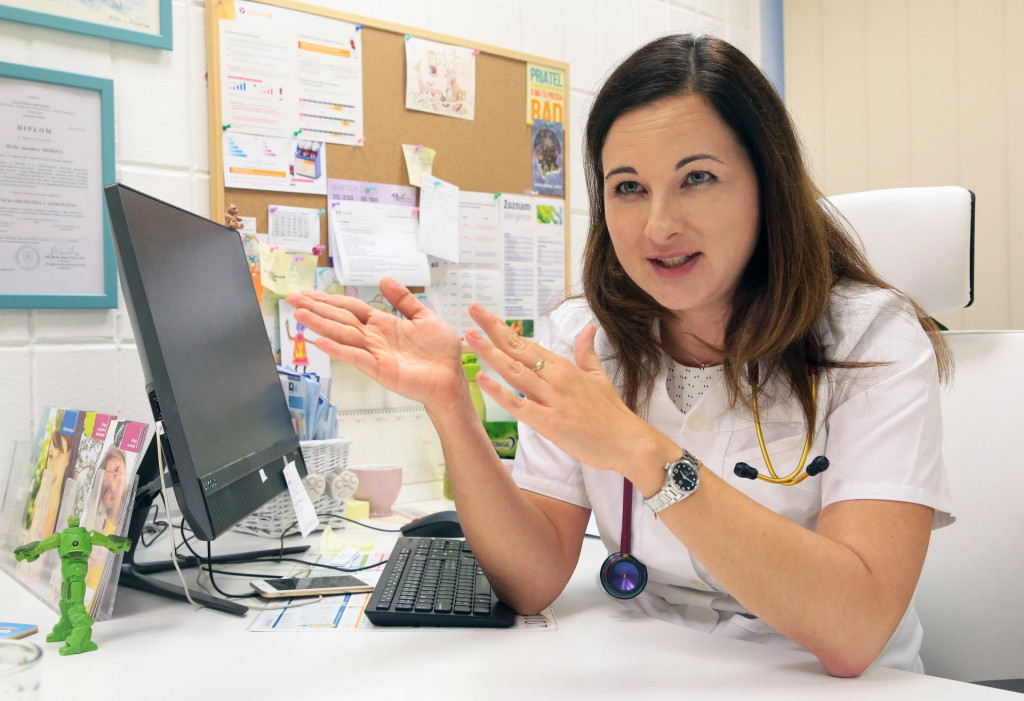 Prezidentka Zv&auml;zu ambulantn&yacute;ch poskytovateľov MUDr. Orosov&aacute; hovor&iacute; o potrebe citliv&eacute;ho a vyv&yacute;žen&eacute;ho rie&scaron;enia