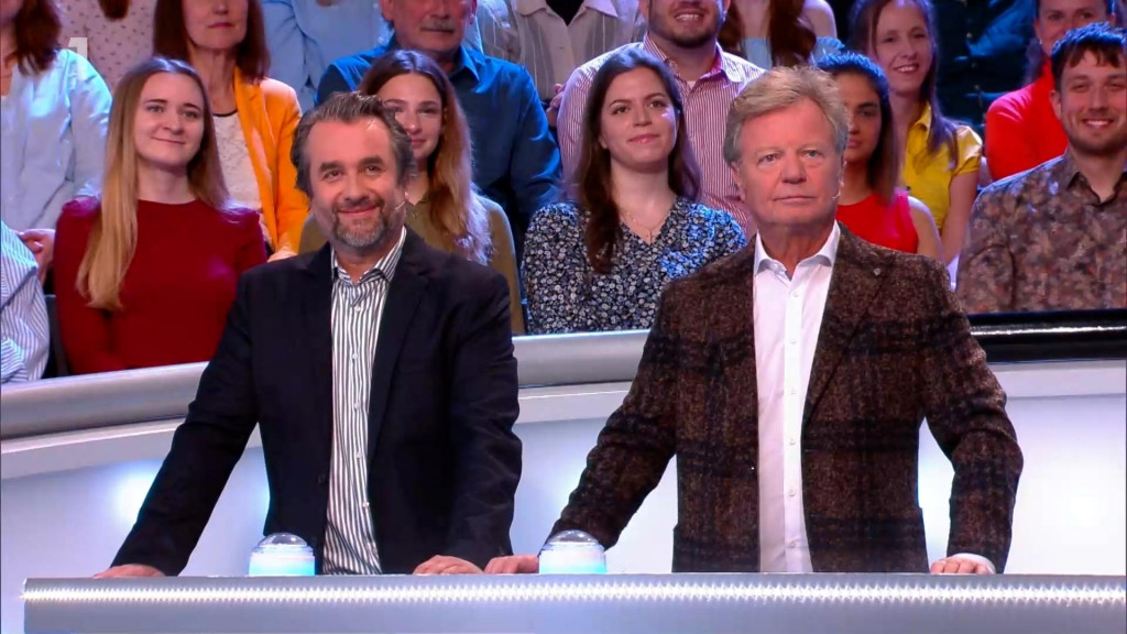 Vlado Kobielsky a Maro&scaron; Kram&aacute;r v rel&aacute;cii Z&aacute;hady tela humorom ne&scaron;etrili.