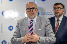 Na sn&iacute;mke splnomocnenec vl&aacute;dy pre &uacute;zemn&uacute; samospr&aacute;vu Michal Kaliň&aacute;k. FOTO TASR