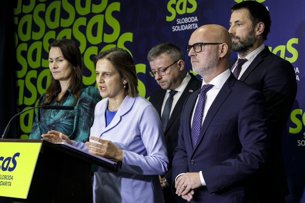 SaS tiež navrhla, aby n&aacute;vrh na skr&aacute;ten&eacute; konanie posudzoval &uacute;stavnopr&aacute;vny v&yacute;bor, a aby bol k nemu určen&yacute; ako gestorsk&yacute;. FOTO: TASR/Dano Veselsk&yacute;