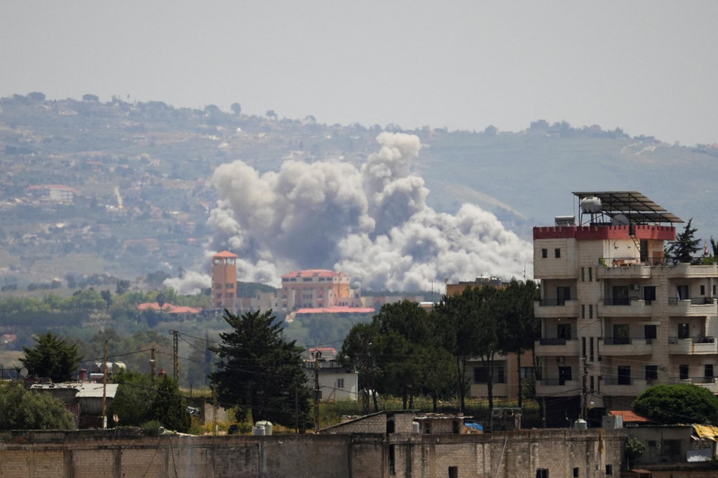 Najnov&scaron;&iacute; &uacute;tok pri&scaron;iel z&aacute;roveň po treťom kole rokovan&iacute; Izraela a Libanonu vo Washingtone, kde krajiny s&uacute;hlasili s predĺžen&iacute;m pr&iacute;meria o 45 dn&iacute;. FOTO: REUTERS