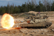 Americk&yacute; tank M1A1 Abrams. FOTO: Reuters