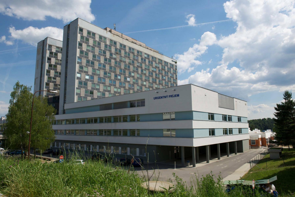 Na sn&iacute;mke Fakultn&aacute; nemocnica s poliklinikou F. D. Roosevelta Bansk&aacute; Bystrica