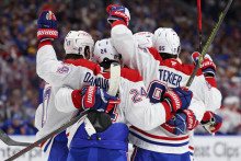 H&aacute;či Montreal oslavuj&uacute; svoj g&oacute;l. FOTO: Reuters/Timothy T. Ludwig