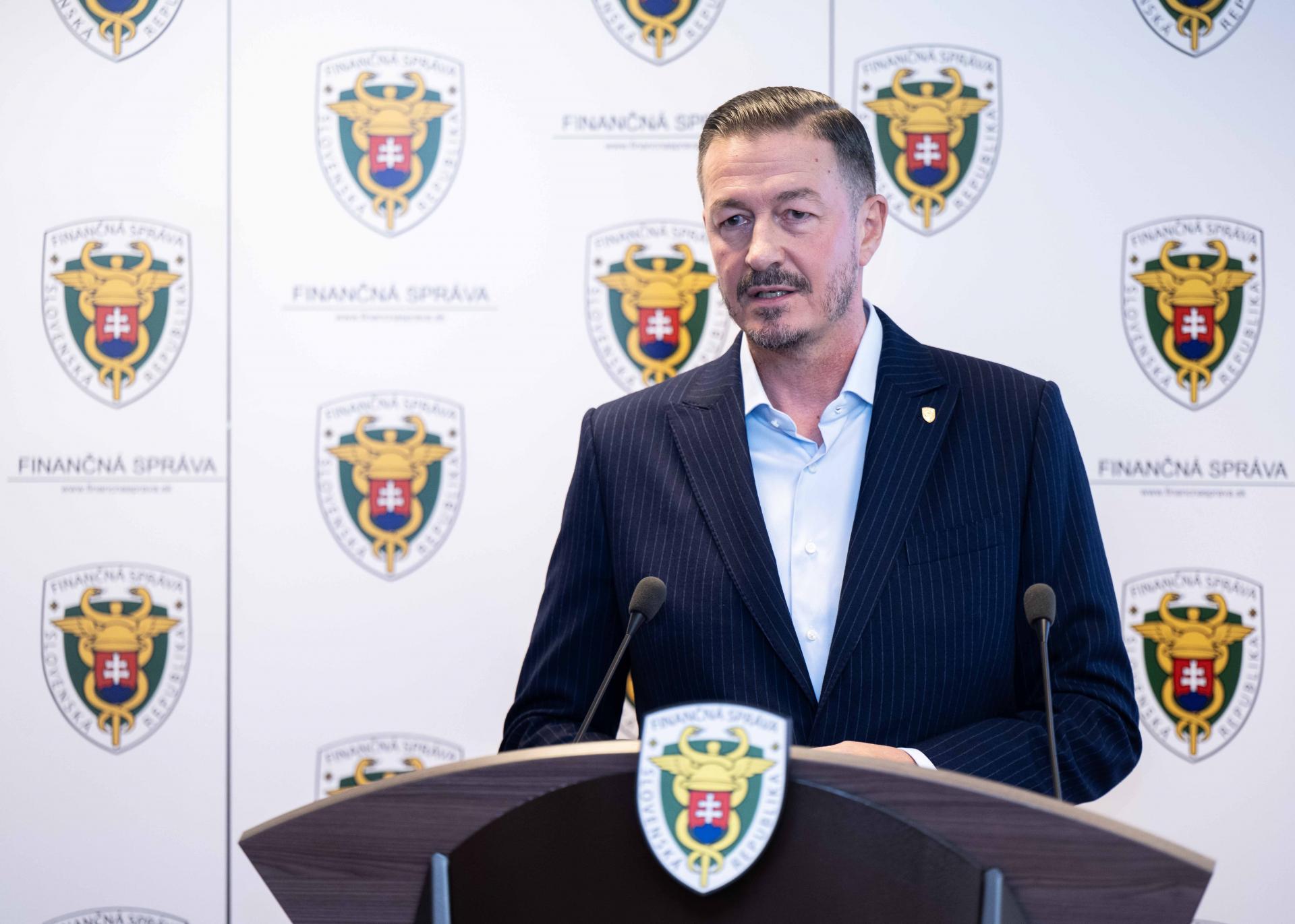 Kontroly vo väčších firmách priniesli do konca apríla zistenia za 66 miliónov eur, informuje Finančná správa