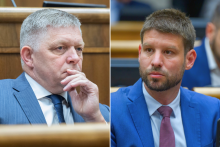 V niektor&yacute;ch prieskumoch Smer-SD tesne &ndash; ale predsa &ndash; predbehol dlhodob&eacute;ho l&iacute;dra PS. FOTO: TASR; Kol&aacute;ž: HN
