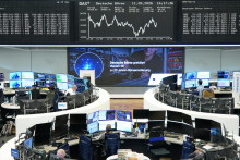 V s&uacute;časnosti fragmentovan&yacute; a neefekt&iacute;vne funguj&uacute;ci kapit&aacute;lov&yacute; trh v E&Uacute; vedie k vy&scaron;&scaron;&iacute;m n&aacute;kladom a nevytv&aacute;ra dostatočn&eacute; investičn&eacute; pr&iacute;ležitosti. FOTO: REUTERS/staff