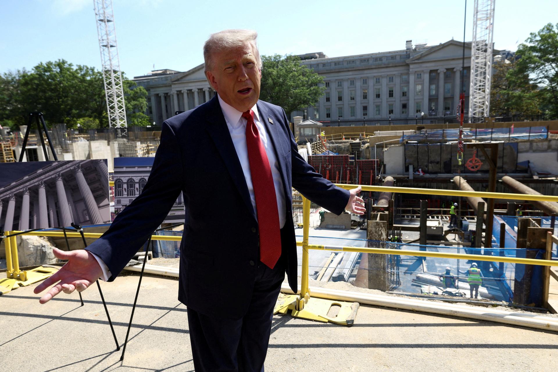 Rozšírenie Abrahámovských dohôd by podľa Trumpa malo byť súčasťou dohody s Iránom. Hovorí o zložitej skladačke