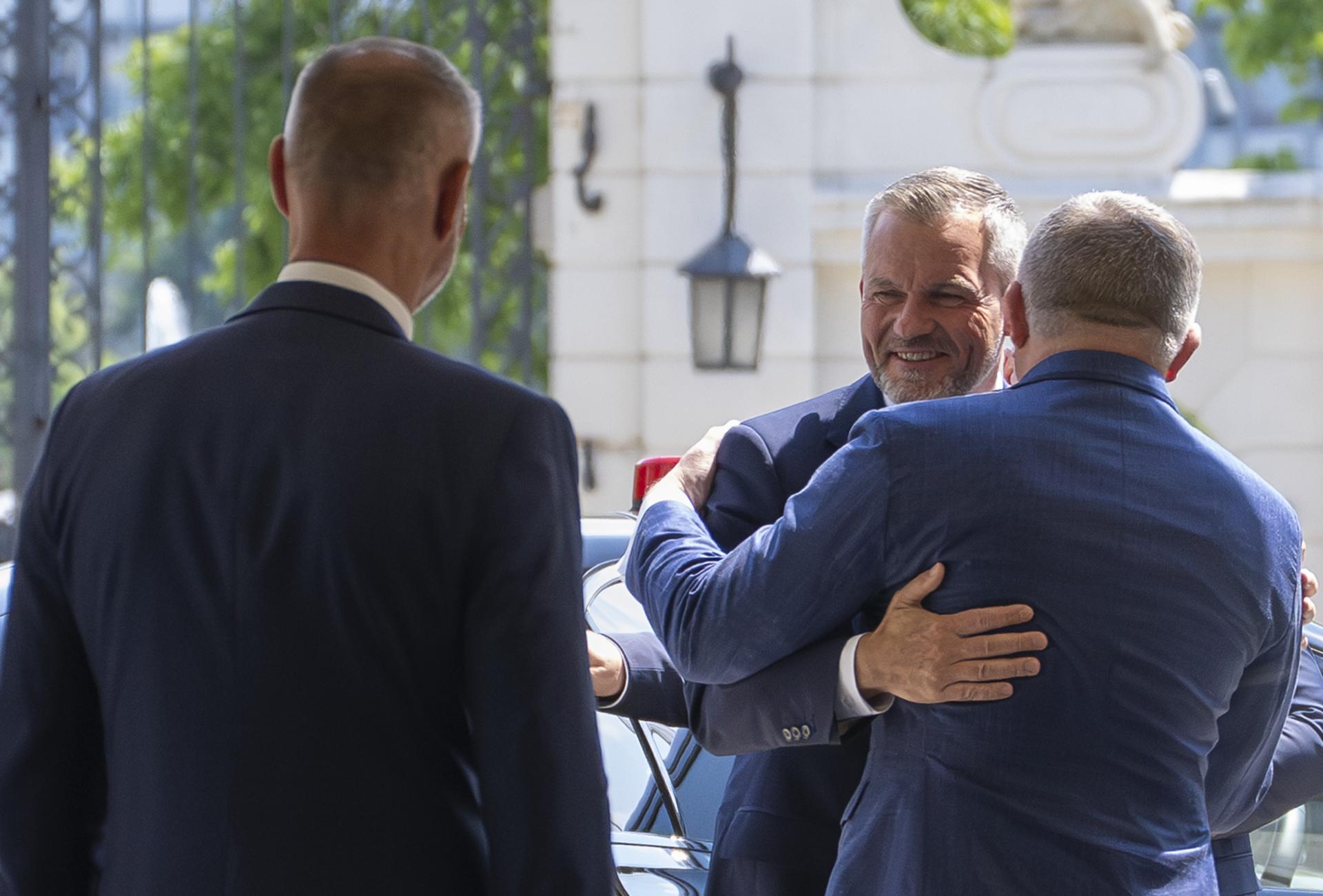 Pellegrini kritizoval opozíciu, hovoril o agresivite niektorých strán. Fico: Rekonštrukcia vlády je bublina