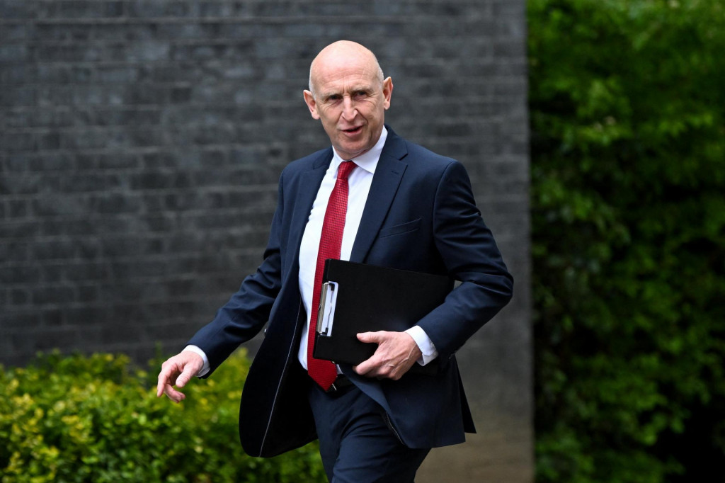 John Healey. FOTO: REUTERS